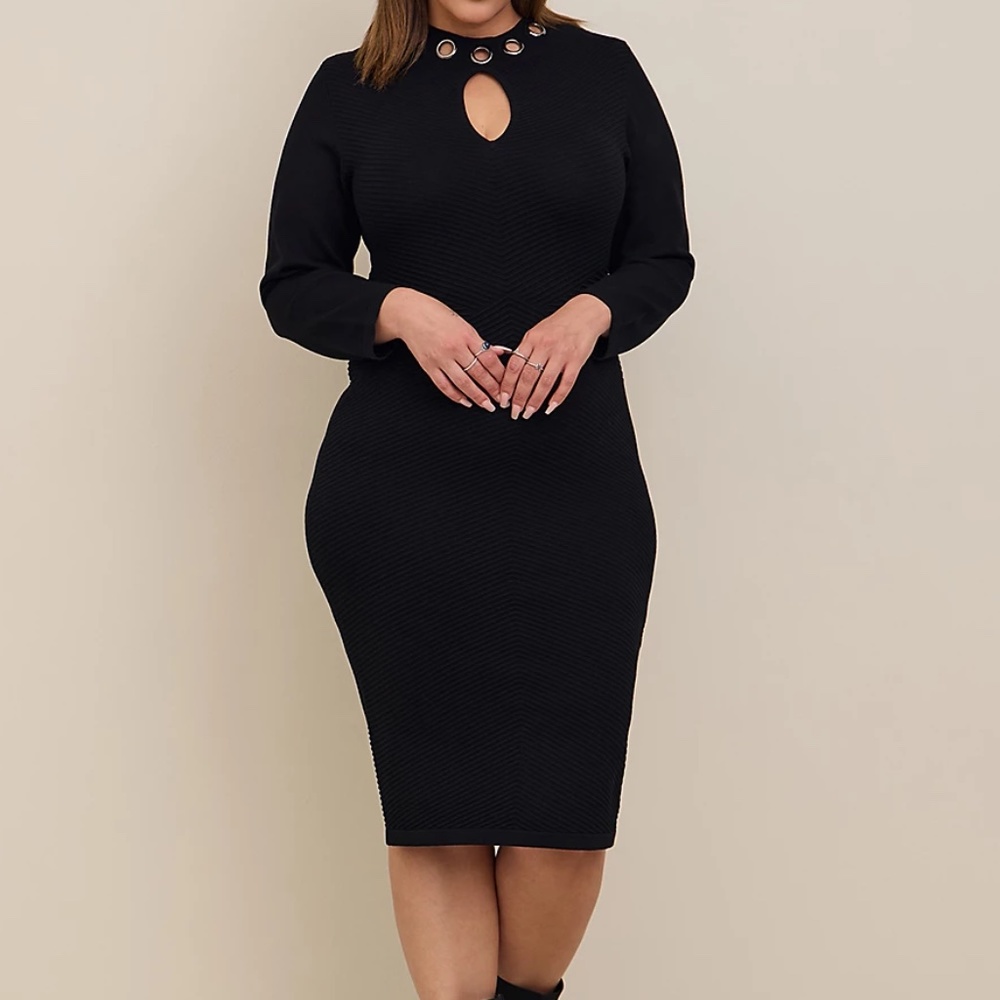 TORRID * Bodycon Sweater Dress with Grommet Detail BNWT